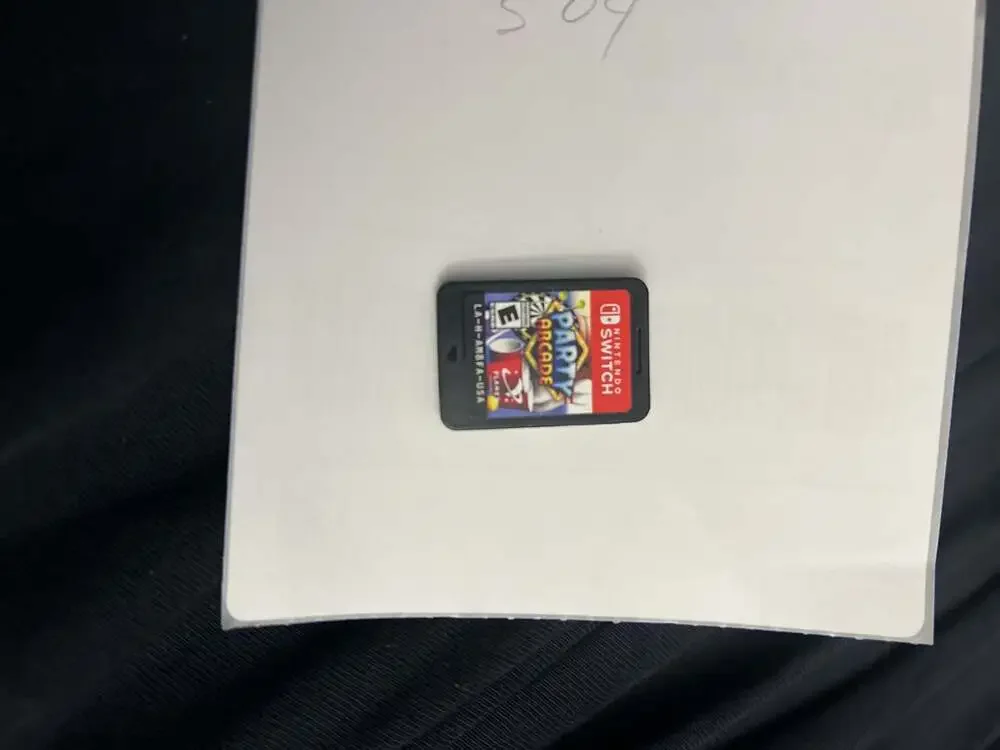 Nintendo Switch Party Arcade Game Card